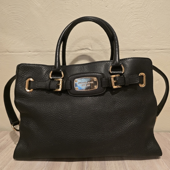 GUC Michael Kors Black Hamilton Tote Bag with Gold Accents - Picture 2 of 14